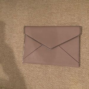 Light pink/beige Rebecca Minkoff Leo Clutch